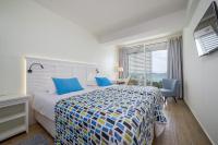 Posteľ alebo postele v izbe v ubytovaní Amadria Park Beach Hotel Jure