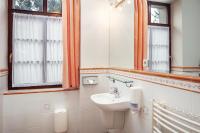 Łazienka w obiekcie Hotel Javor
