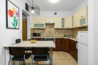 Kuchnia lub aneks kuchenny w obiekcie Sleepway Apartments - Garbary 95-78
