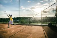 Tenis a/nebo squash v ubytování Lydia Maris Resort & Spa nebo okolí