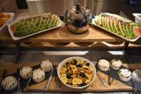 Jídlo v hotelu nebo okolí