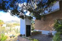 Vonkajšia záhrada v ubytovaní VILLA CERCA DE LA PLAYA,PISCINA PRIVADA,BBq