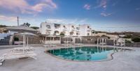 Bazén v ubytovaní Olea Bay Hotel alebo v jeho blízkosti