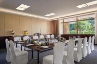 Steigenberger Resort Achtiにあるレストランまたは飲食店