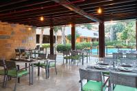 Steigenberger Resort Achtiにあるレストランまたは飲食店