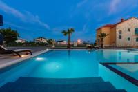 Bazén v ubytovaní Resort Mirakul alebo v jeho blízkosti