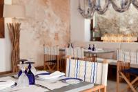 Restauracja lub miejsce do jedzenia w obiekcie Cap Rocat, a Small Luxury Hotel of the World