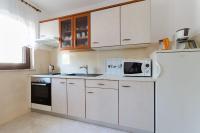 Kuchyň nebo kuchyňský kout v ubytování Apartment Marija