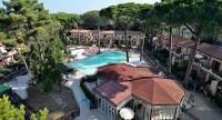 The swimming pool at or close to Residence Poggio Dei Pini