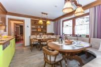 Część wypoczynkowa w obiekcie Hölzl Bed & Breakfast