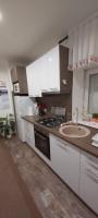 Kuchyňa alebo kuchynka v ubytovaní Apartman Sara - Delnice