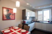 Kuchnia lub aneks kuchenny w obiekcie Apartamenty Starówka - Melody