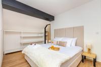 Posteľ alebo postele v izbe v ubytovaní Zerm Holiday House with pool, jacuzzi & sauna - Gorski kotar