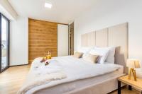Posteľ alebo postele v izbe v ubytovaní Zerm Holiday House with pool, jacuzzi & sauna - Gorski kotar