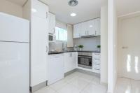 Kuchyň nebo kuchyňský kout v ubytování Apart-rent Apartamento Francesc Macia 2003