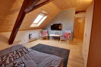 TV a/nebo společenská místnost v ubytování Holiday Home Kvitek
