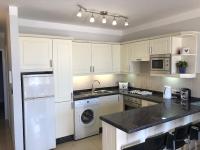 A kitchen or kitchenette at Miramar