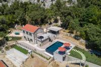 Bazén v ubytovaní Villa Paulina alebo v jeho blízkosti