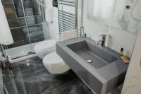 A bathroom at Miryam House Affittacamere Suite e Relax