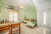 Posedenie v ubytovaní Apartments Đurđa