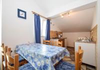 Kuchyň nebo kuchyňský kout v ubytování Apartments Silvana 597