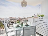 Balkón nebo terasa v ubytování Sitges Spaces Oasis Penthouse 3 Bedroom, 2 Bathroom, Terrace, Pool, Sleeps up to 6