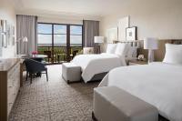 Ein Bett oder Betten in einem Zimmer der Unterkunft Four Seasons Resort Orlando at Walt Disney World Resort