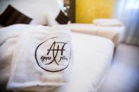Agape Hotel AA Hotelsにあるベッド