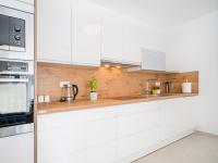 Kuchnia lub aneks kuchenny w obiekcie Holiday Home Villa Coriticum otium by Interhome