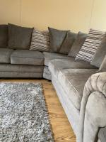 Posezení v ubytování Lt Properties Luton town centre studio Tv Netflix Ground Floor 2