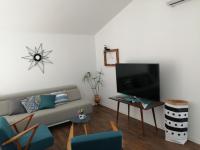 TV a/nebo společenská místnost v ubytování Apartments Tamara