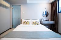 Harbour Ville Hotelにあるベッド