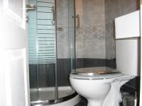 A bathroom at Villa Sunrise