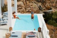 Bazén v ubytování Epic Blue Mykonos nebo v jeho okolí
