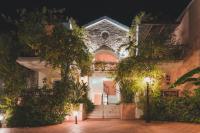 Vonkajšia záhrada v ubytovaní Dionyssos Village
