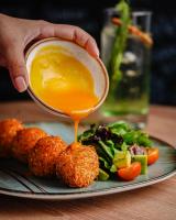 Jídlo v hotelu nebo okolí