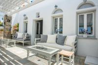 Parian Lithos Residenceにあるシーティングエリア