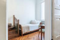 A bed or beds in a room at Palazzo 1500 Frescobaldi - Piano nobile x 5 - A Casa di Alfonso