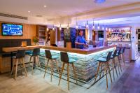 Lounge alebo bar v ubytovaní Familien- Sportresort BRENNSEEHOF