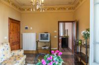 Telewizja i/lub zestaw kina domowego w obiekcie Villa La Fontana