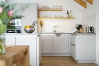 Villa Laas Oberwiesenthalにあるキッチンまたは簡易キッチン
