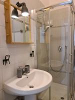 Kúpeľňa v ubytovaní Vanzi Rooms