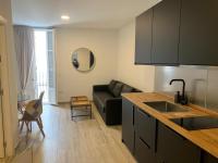 Kuchyň nebo kuchyňský kout v ubytování Apartamento Entrecatedrales 2