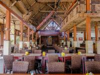 Hotel Mahkota Plengkung by ecommercelokaにあるレストランまたは飲食店
