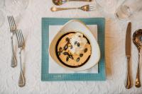 Jídlo v hotelu nebo okolí