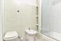 Koupelna v ubytování GuestHouse o Affittacamere Magenta Baylon Suite