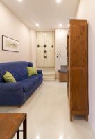Posedenie v ubytovaní Spacious Three Bedroom Apartment On the Arno