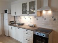 Kuchyň nebo kuchyňský kout v ubytování APARTMANI Mirona - Tučepi