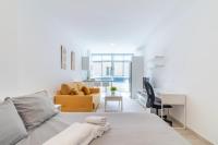 A bed or beds in a room at Flatguest Mary Sanchez