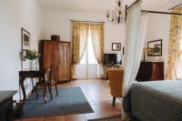 Telewizja i/lub zestaw kina domowego w obiekcie Golf Club Metaponto